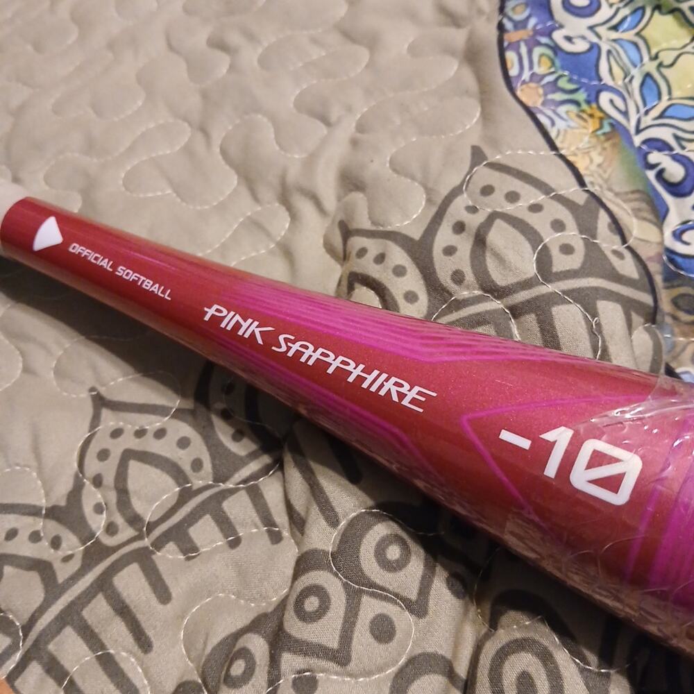 Easton pink Sapphire. Softball bat FP18PSA 27/17